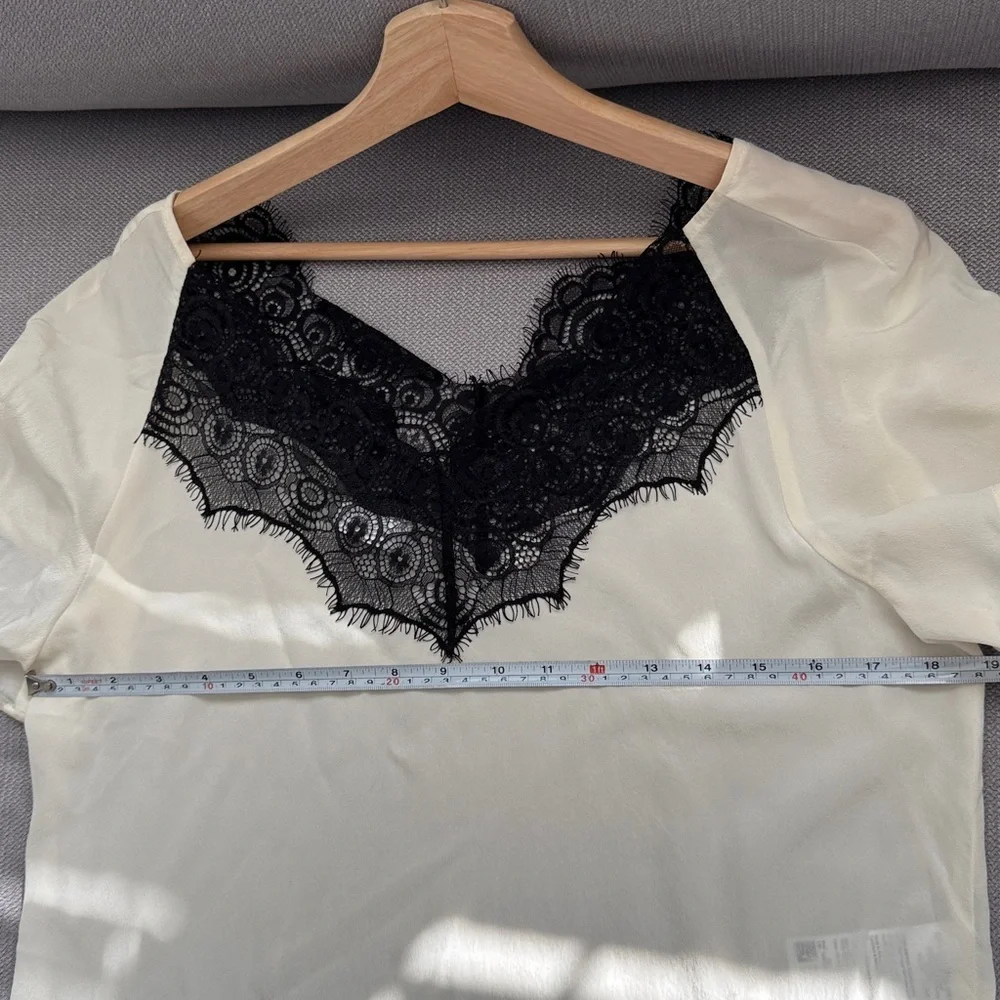 Escada Sport Black and Cream Lace Top - Picture 7 of 10